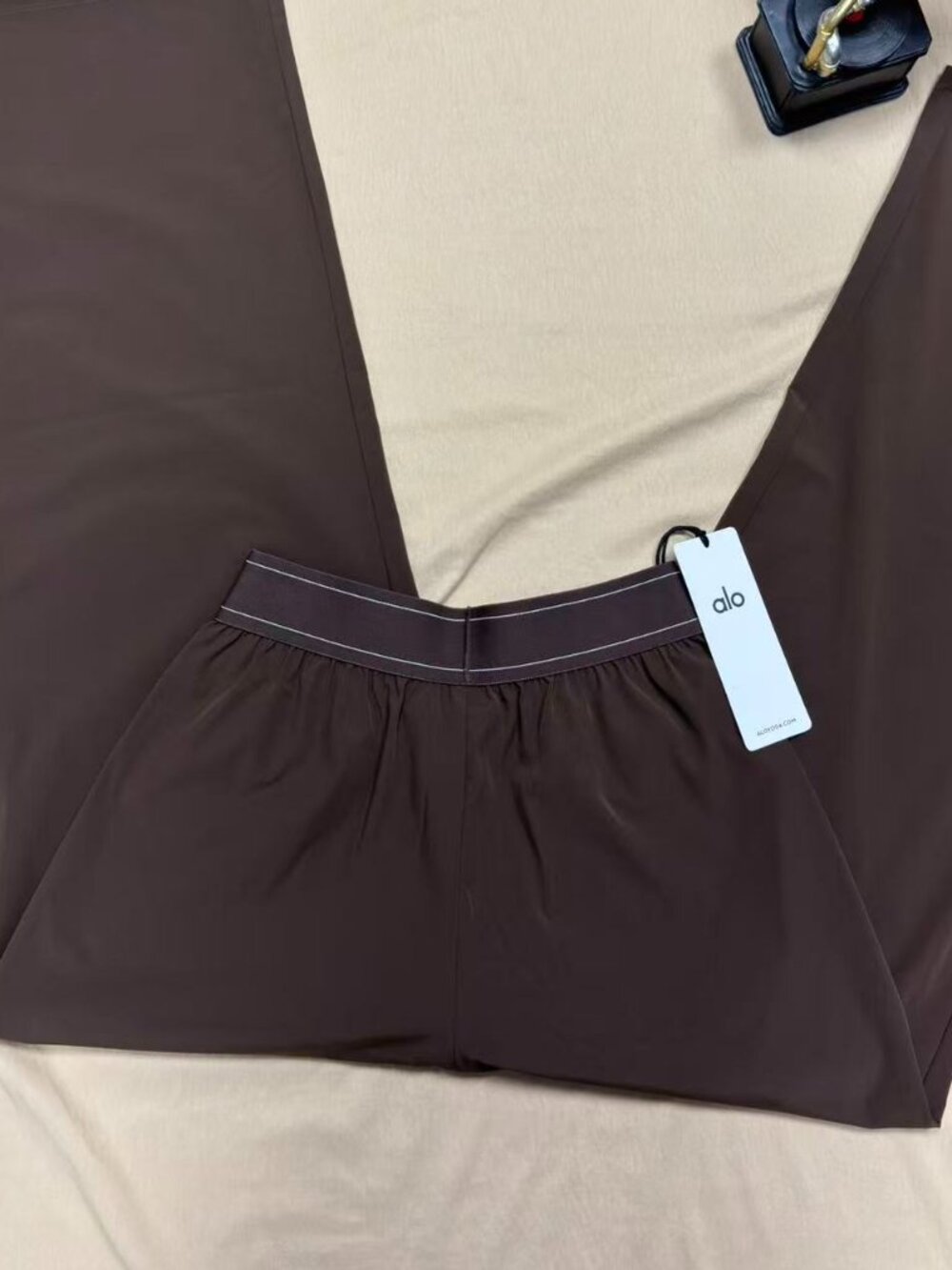 ALO Yoga Suit Up Trouser Espresso XS✨High Rise Relaxed Wide Leg Pants - Picture 4 of 7